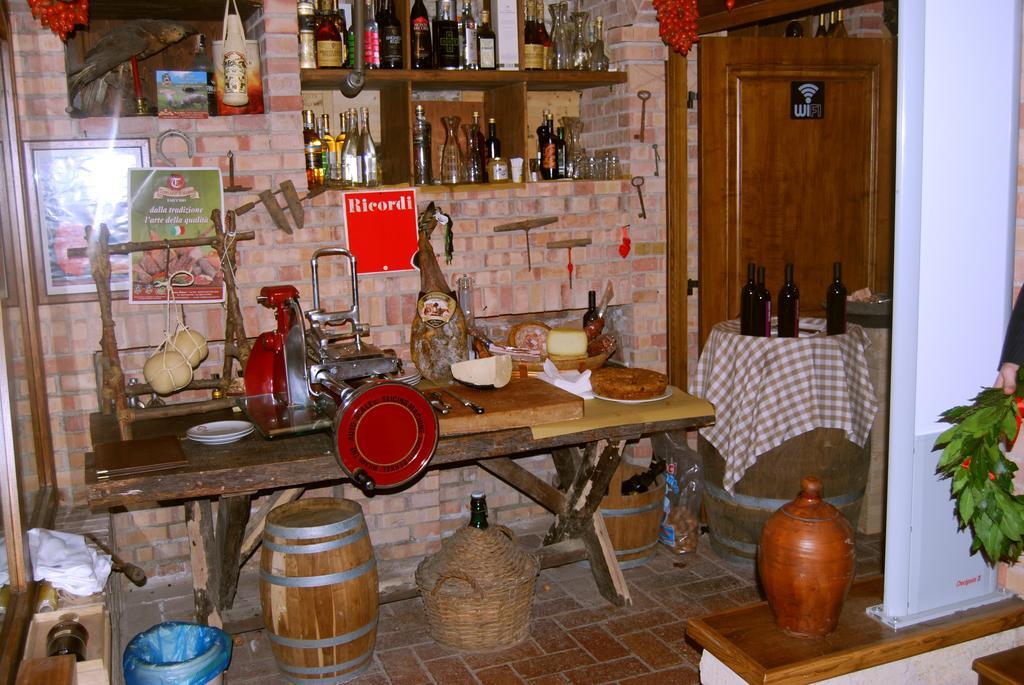 Hotel Ristorante Donato Calvizzano Экстерьер фото