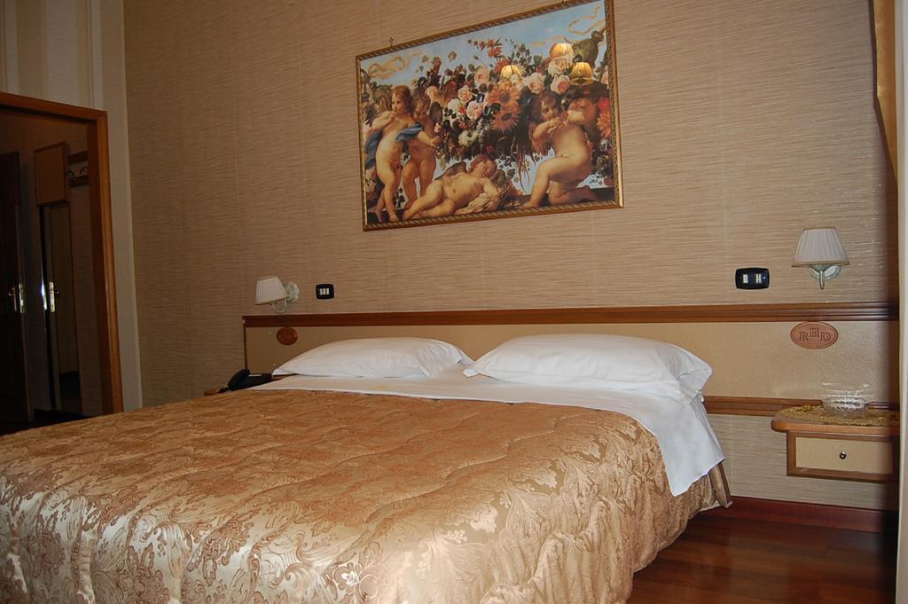Hotel Ristorante Donato Calvizzano Экстерьер фото
