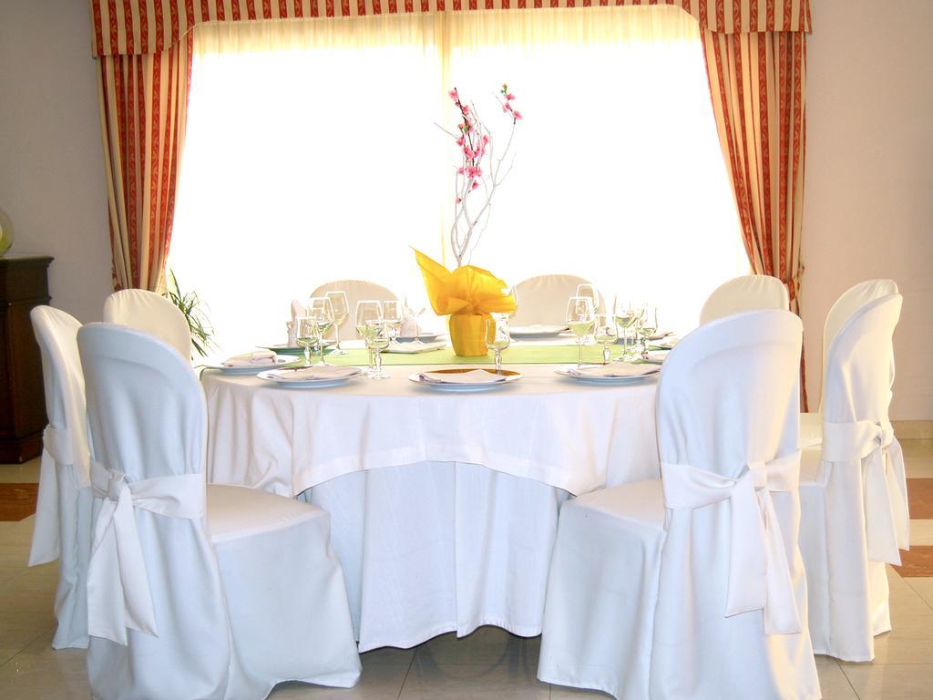 Hotel Ristorante Donato Calvizzano Экстерьер фото