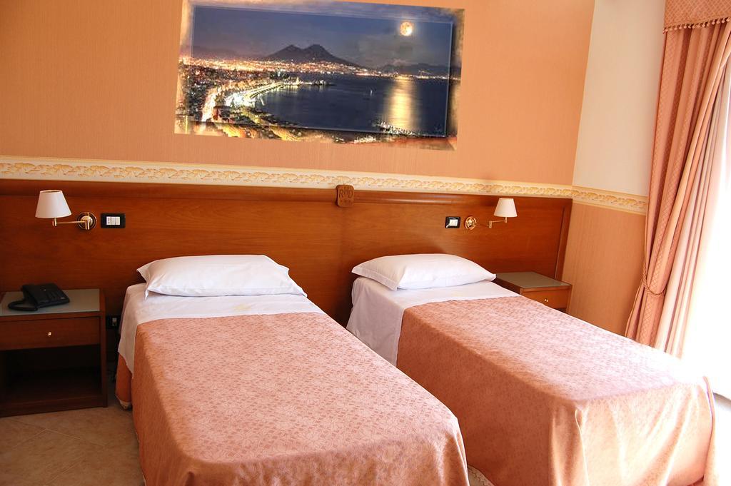 Hotel Ristorante Donato Calvizzano Экстерьер фото