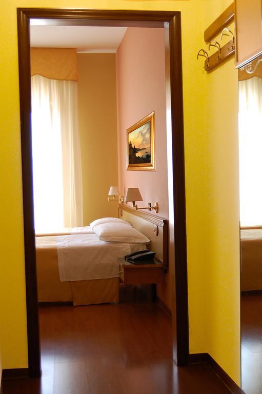 Hotel Ristorante Donato Calvizzano Экстерьер фото