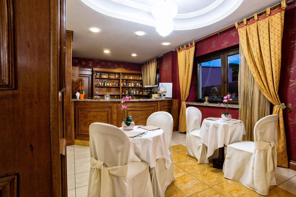 Hotel Ristorante Donato Calvizzano Экстерьер фото